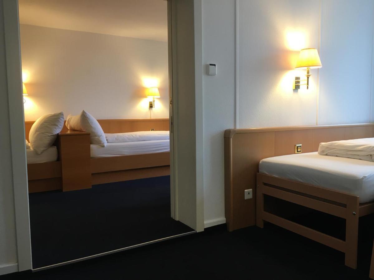 Hotel Schwert Nafels Екстер'єр фото