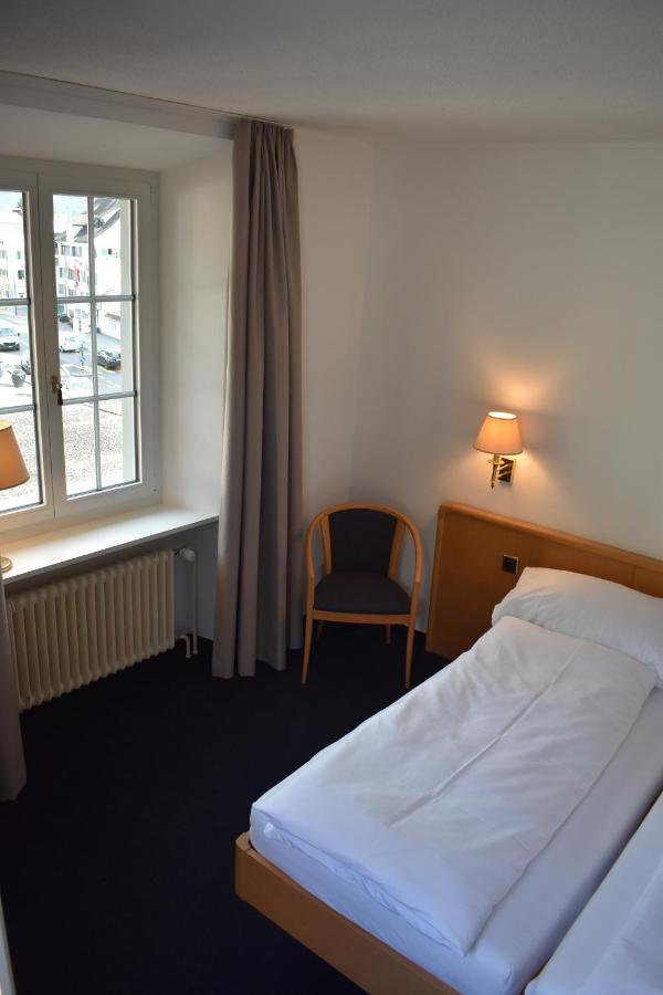 Hotel Schwert Nafels Екстер'єр фото